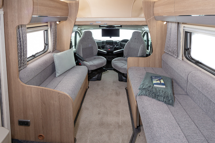 Auto Trail Imala 736G Interior Front
