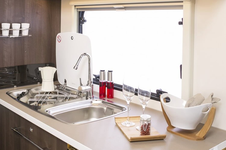 Zefiro 675 Kitchen Area